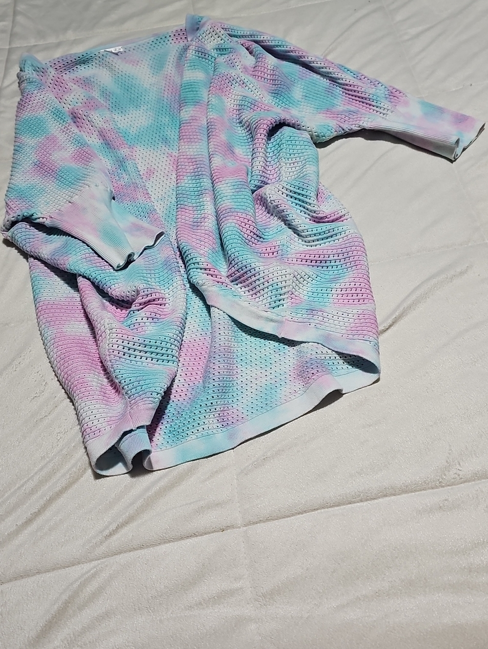 VENUS Pastel Tie-Dye 3/4 Sleeve Open Knit Sweater in Blue & Pink